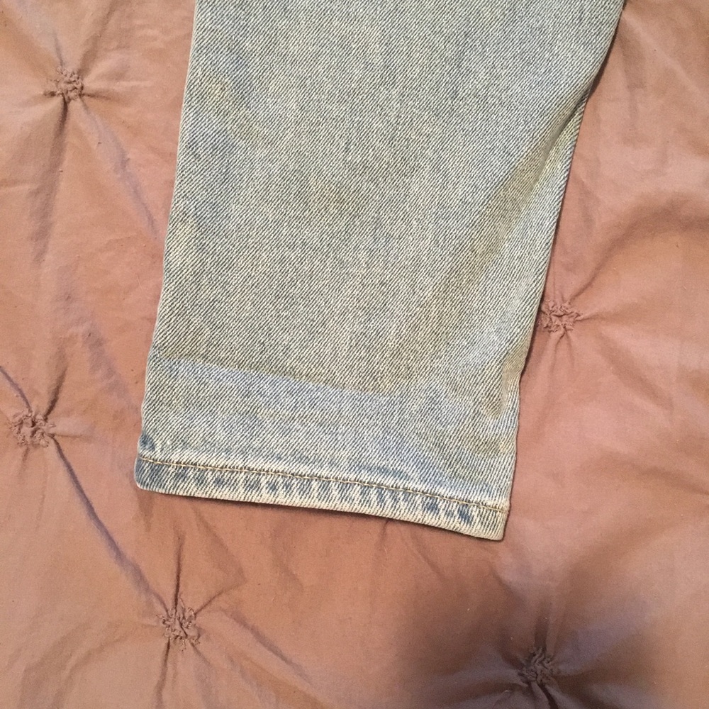 Levi High Rise Jeans - Picture 5 of 5
